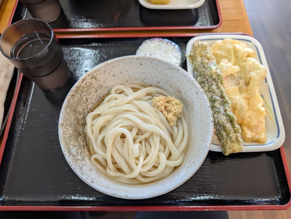 ぶっかけ（大）ととり天（むね）とちくわ天